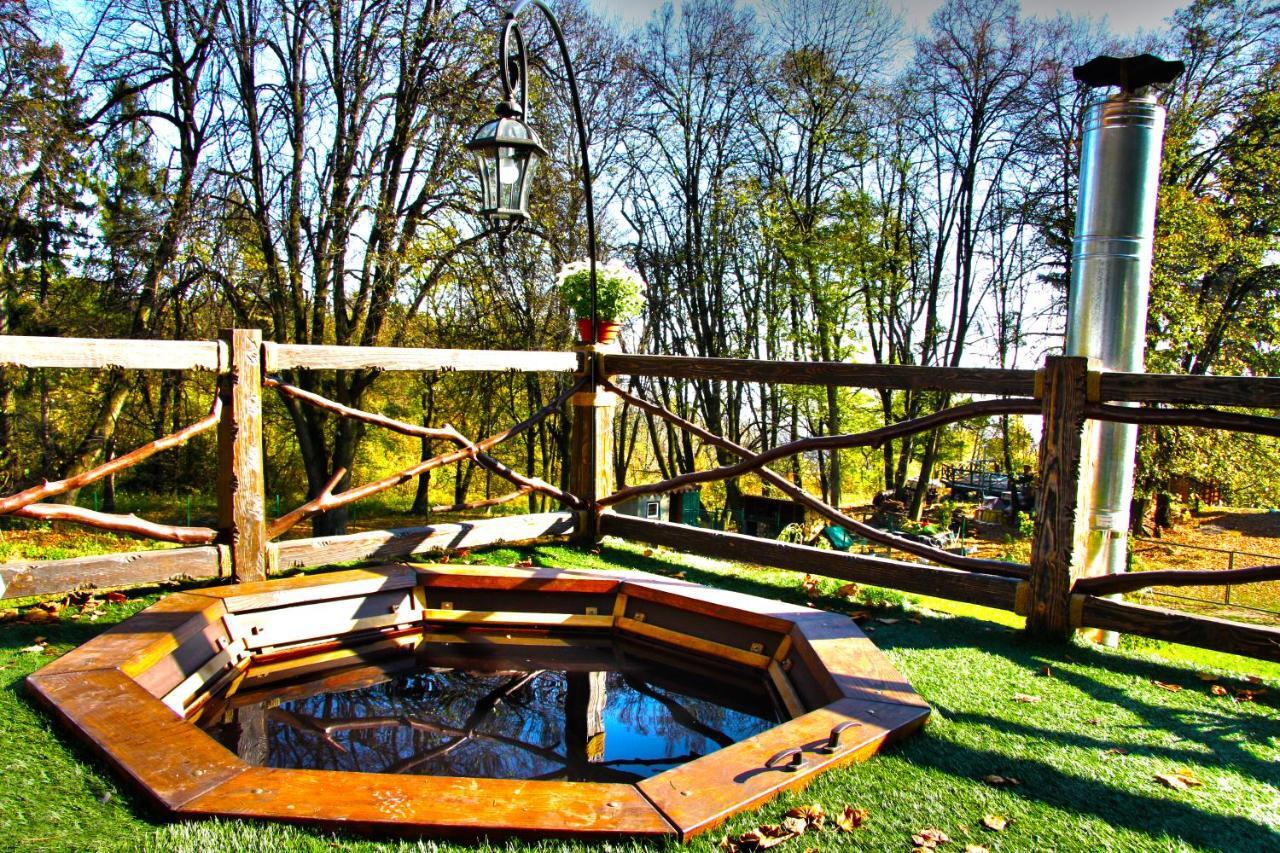 Panorama Hotel&SPA Chernivtsi Exterior foto